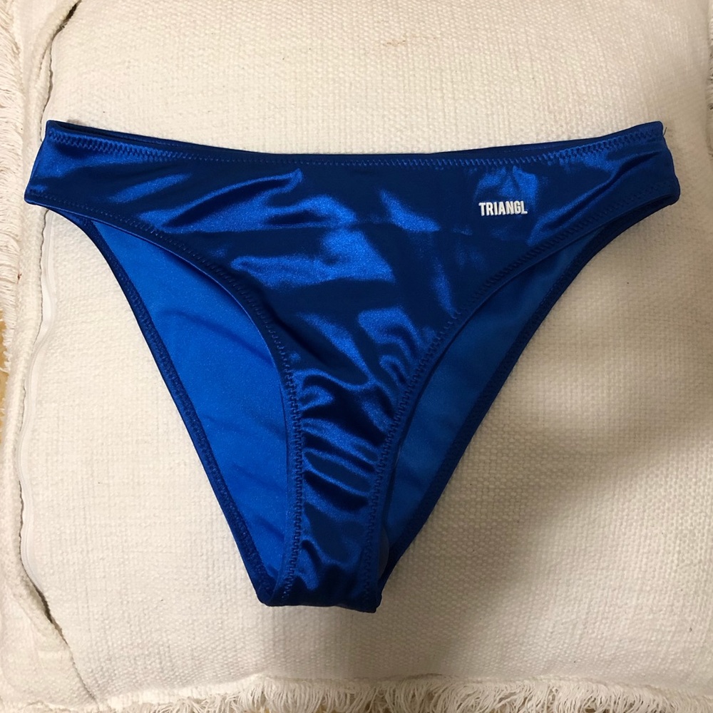 XL Triangl high waisted bikini bottoms